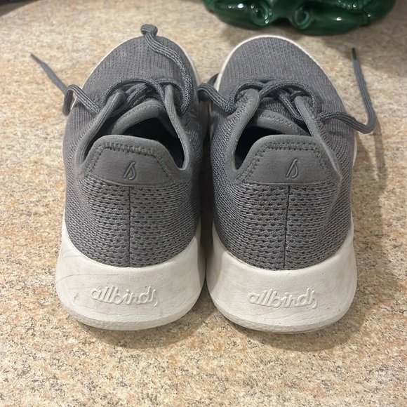 Allbirds Women’s Tree Runners—Size 7 - Picture 4 of 6